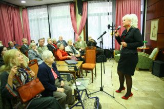 Egészségsziget - az idősek védelmében Jeneiné Dr Rubovszky Csilla